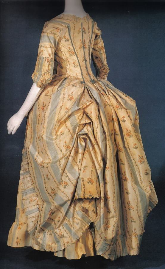 http://www.metmuseum.org/;Galliera,Robe a la Polonaise, 1780-1; Kelvingrove Art Gallery and Museum, Glasgow, MET