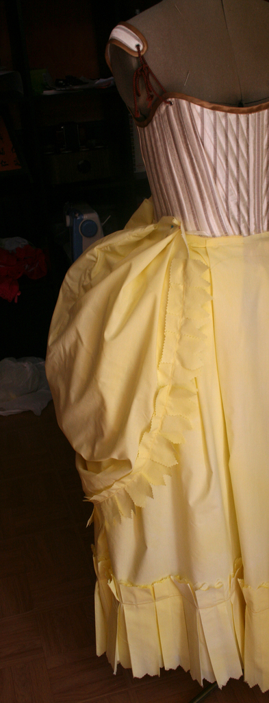 Tuto: projet robe anglaise retroussée à la polonaise partie IV (décorations jupe, jupon)