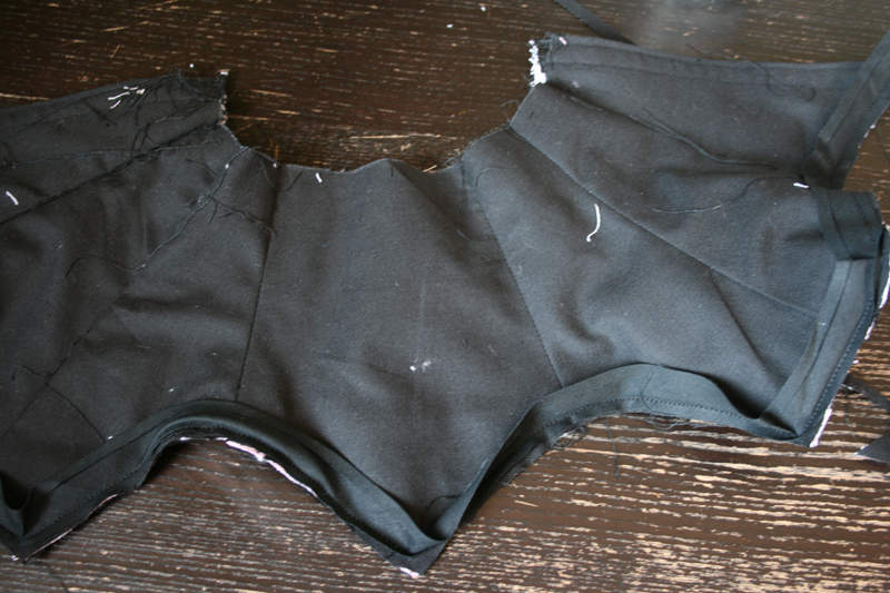 Tuto : technique de montage pour  corset, corset de cou, underbust, serre taille, corsage à baleines