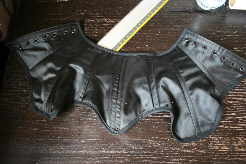 Tuto : technique de montage pour  corset, corset de cou, underbust, serre taille, corsage à baleines